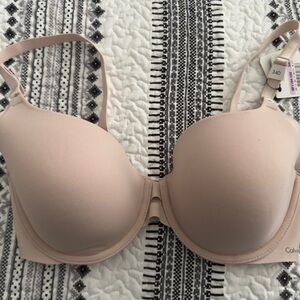 Calvin Klein Invisibles T-Shirt Bra Blush Pink NWT
